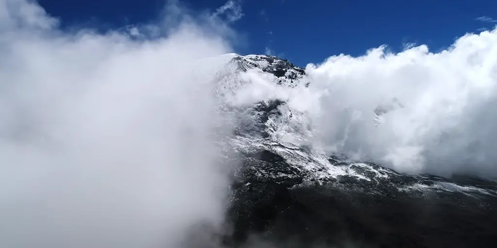 Top 6 Disappearing Glaciers YouShould Know About (and See BeforeThey’re Gone) 4 image 3