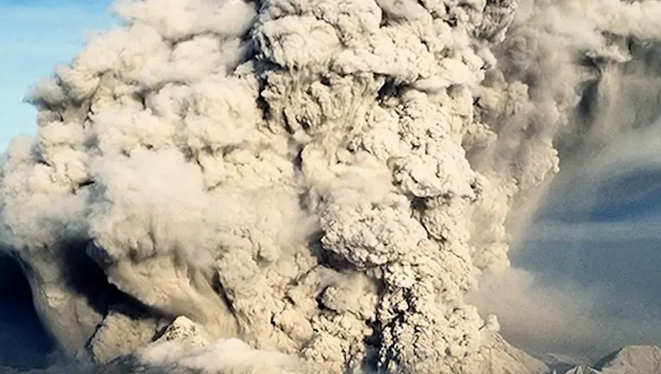 The 12 Biggest Volcanic Eruptions in Recorded History 2 image 36