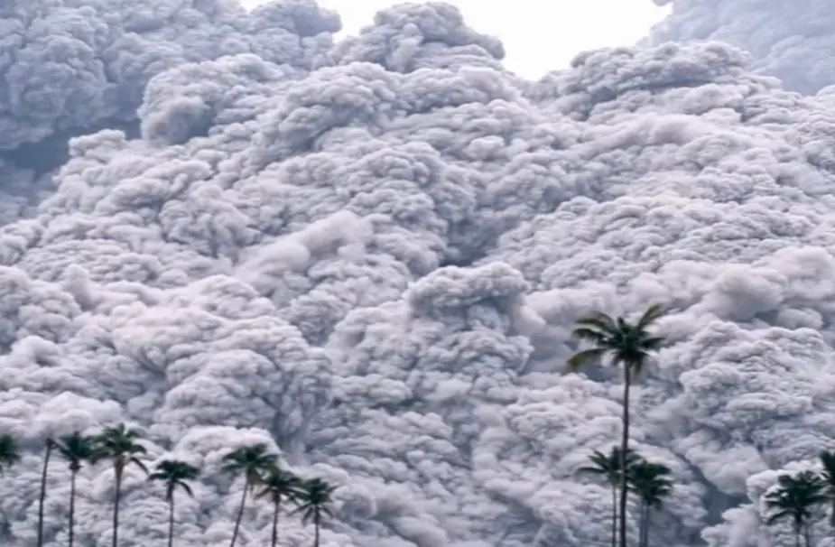 The 12 Biggest Volcanic Eruptions in Recorded History 6 image 40