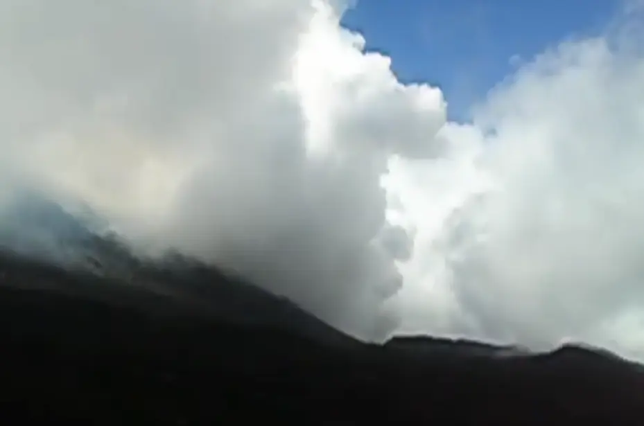 The 12 Biggest Volcanic Eruptions in Recorded History 7 image 41