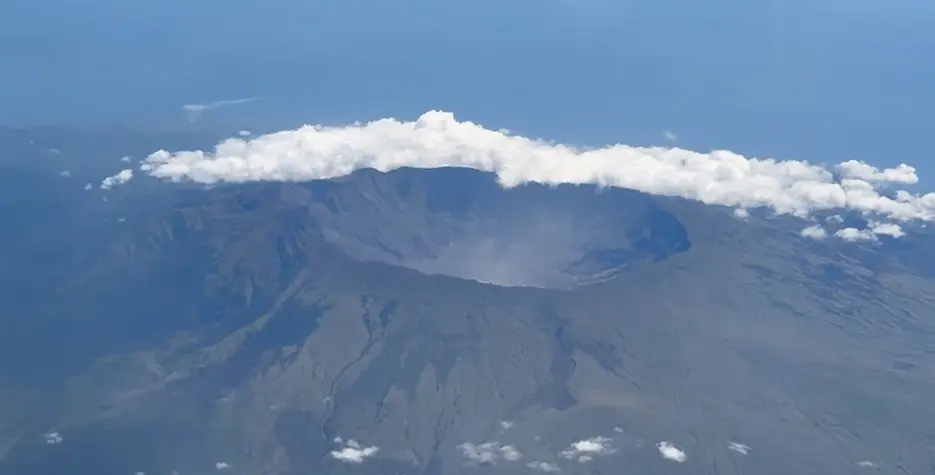 The 12 Biggest Volcanic Eruptions in Recorded History 11 image 45