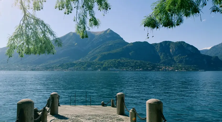 12 Most Scenic Lakes Around the World That Seem Too Beautiful To Be Real 9 image 80