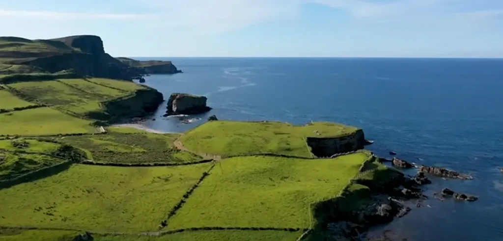 Don’t Look Down: 13 Cliffs Too Stunning To Skip 1 image 83