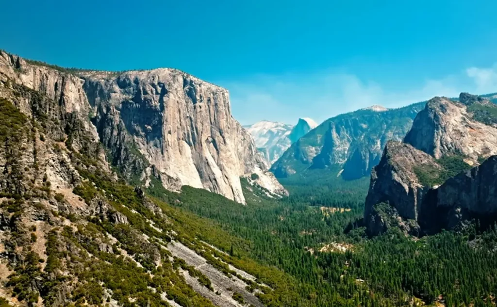 Don’t Look Down: 13 Cliffs Too Stunning To Skip 4 image 86