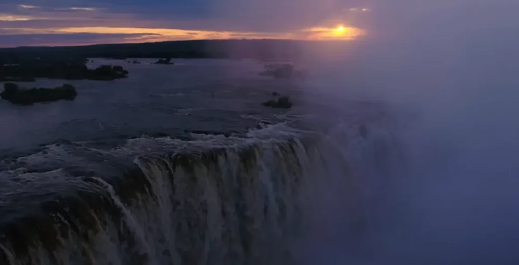 Don’t Look Down: 13 Cliffs Too Stunning To Skip 11 image 93